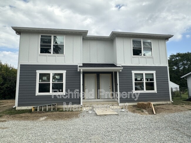property at 7266 W Reformatory Rd