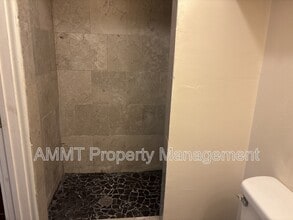 145 E Main St in Lisbon, IA - Foto de edificio - Building Photo