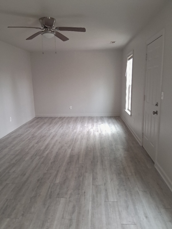 200 Greenbriar Rd, Unit L in Greensboro, NC - Building Photo - Building Photo