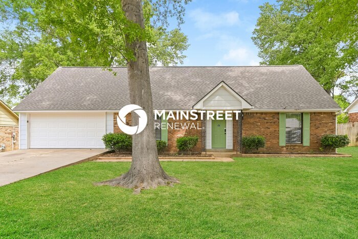6338 Northampton Dr in Memphis, TN - Building Photo