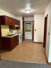 17 Ash Dr, Unit Small single house unit in Lake George, NY - Building Photo - Building Photo