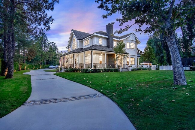 28845 Countryside Dr in Agoura Hills, CA - Building Photo - Building Photo