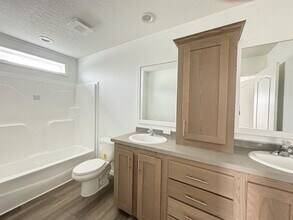 7443 43rd Way N in West Palm Beach, FL - Building Photo - Building Photo