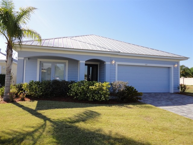 527 Bimini Bay Blvd in Apollo Beach, FL - Building Photo