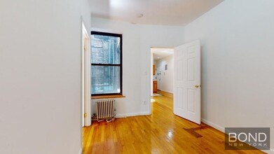 237 E 5th St in New York, NY - Building Photo - Building Photo