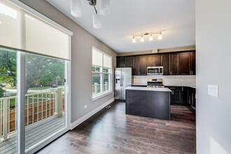 20 Webster Ave in Highwood, IL - Building Photo - Building Photo