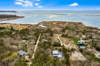 97 3rd St N in Edgartown, MA - Building Photo - Building Photo