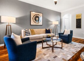 6900 Lake Woodlands Dr in Spring, TX - Building Photo