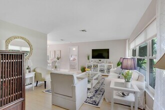 4143 Catalpha Ave in Palm Beach Gardens, FL - Building Photo - Building Photo