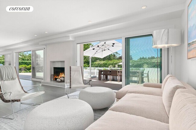117 Erica's Ln in Sagaponack, NY - Building Photo - Building Photo