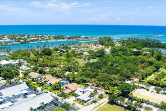 901 Sandy Oaks Dr in Jupiter, FL - Building Photo - Building Photo