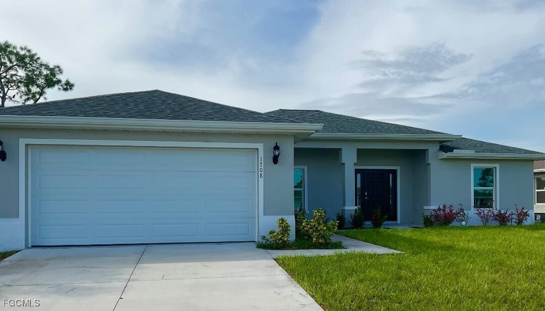 1708 NE 33rd Ln in Cape Coral, FL - Building Photo