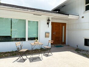 3330 Liberty St in Hollywood, FL - Building Photo - Building Photo