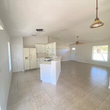 295 Pessoa St in Punta Gorda, FL - Building Photo - Building Photo