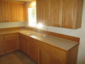 2589 Simpson St SE in Salem, OR - Building Photo - Building Photo