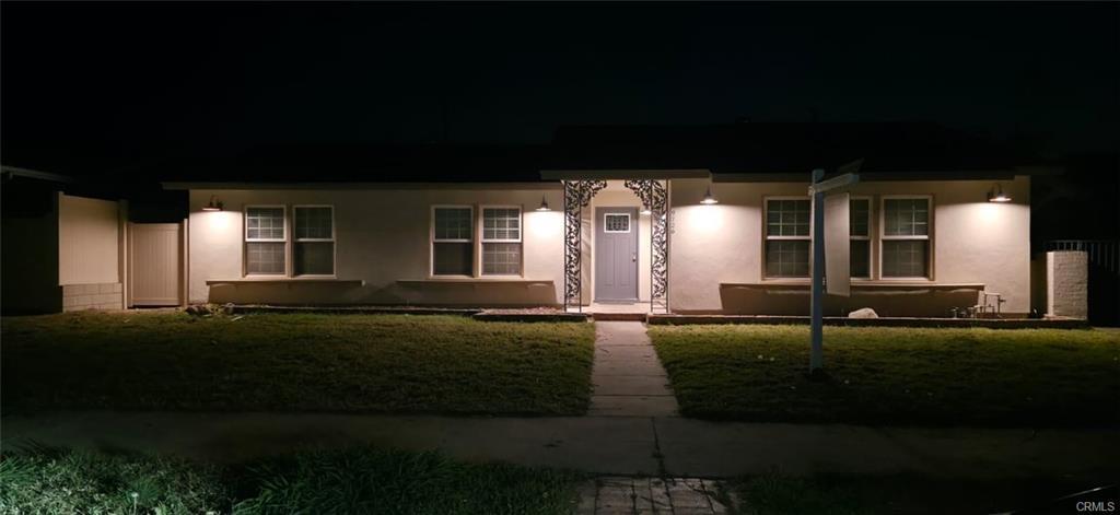 9726 Laramie Ave in Los Angeles, CA - Building Photo