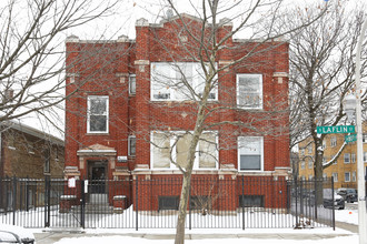 8002 S Laflin St in Chicago, IL - Foto de edificio - Building Photo