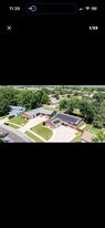 7112 N Rockvale Dr in Peoria, IL - Building Photo