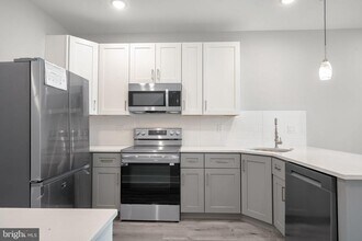 5122 Ranstead St in Philadelphia, PA - Building Photo - Building Photo