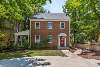 4810 Chevy Chase Dr in Chevy Chase, MD - Building Photo - Primary Photo