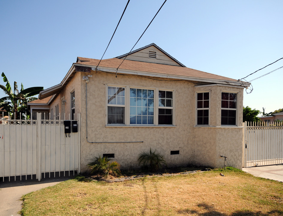 219 W 103rd St in Los Angeles, CA - Building Photo