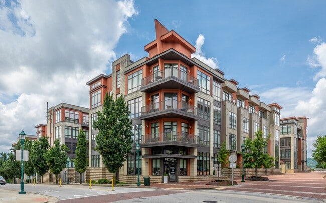 property at 129 Walnut St
