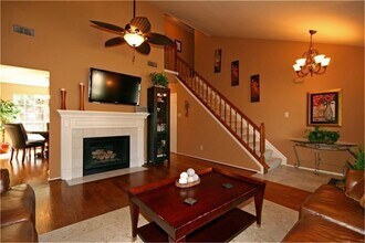 7 Thrush Grove Pl in Spring, TX - Building Photo - Building Photo