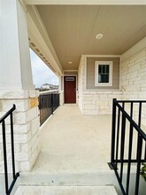 13116 Brave Tenderfoot Trl in Buda, TX - Building Photo - Building Photo