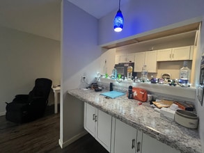 2545 N Cramer St in Milwaukee, WI - Foto de edificio - Building Photo