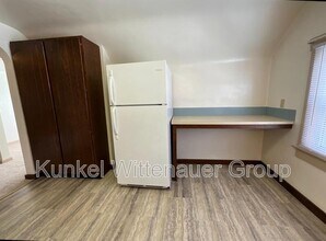 24 Iowa Ave in Belleville, IL - Building Photo - Building Photo