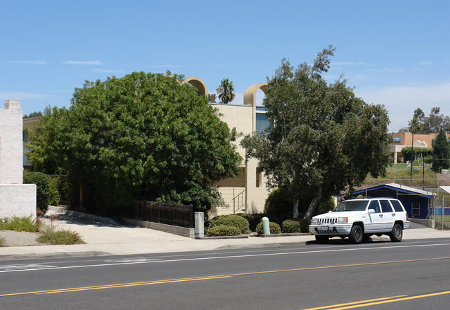 8378 University Ave in La Mesa, CA - Building Photo - Building Photo