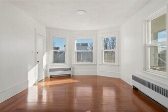 19 Vale St-Unit -3 in Providence, RI - Building Photo - Building Photo
