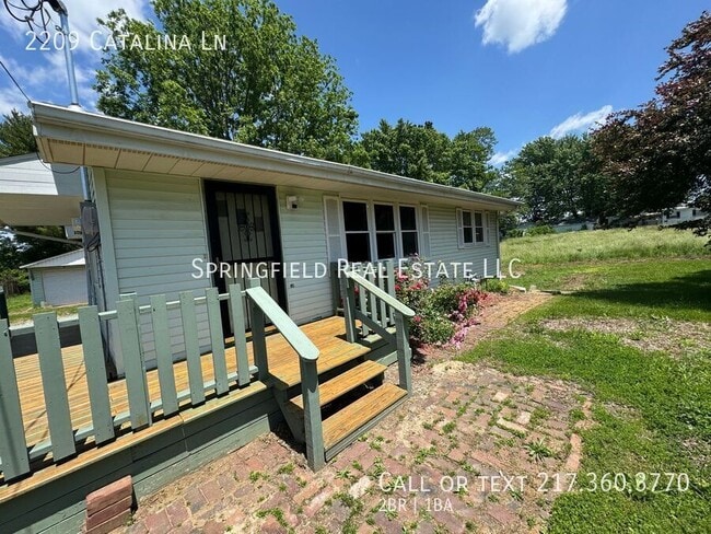 property at 2209 Catalina Ln