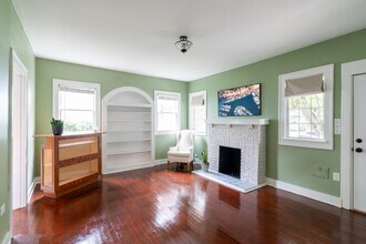4033 Bryce Ave in Fort Worth, TX - Building Photo - Building Photo