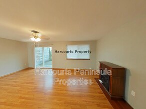 3807 Maple Ave in Bremerton, WA - Building Photo - Building Photo