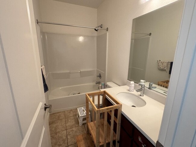 579 Santa Rosalia Terrace in Sunnyvale, CA - Building Photo - Building Photo