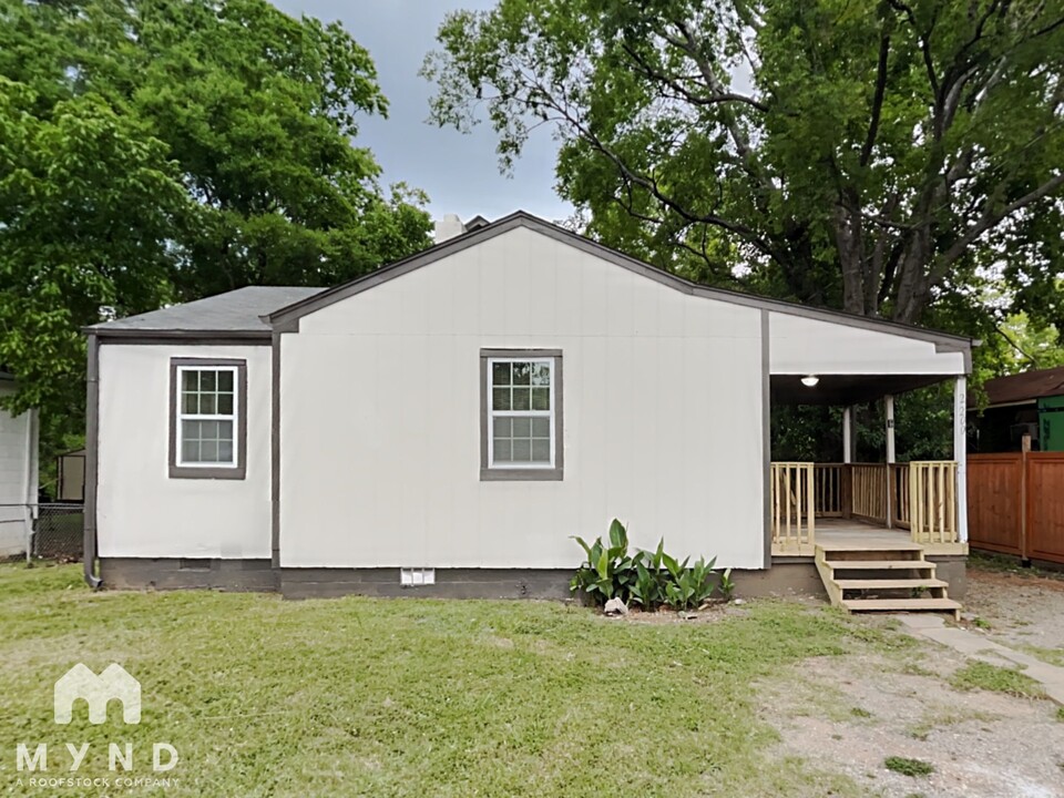 2200 Fulton Ave SW in Birmingham, AL - Building Photo