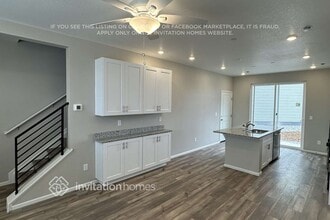 10186 Scranton Ct in Commerce City, CO - Foto de edificio - Building Photo