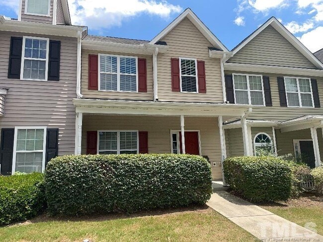 property at 3911 Volkswalk Pl