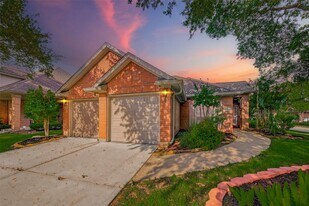 13919 Aspen Cove Dr in Houston, TX - Building Photo