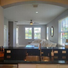 647 Castle Dr in Palm Beach Gardens, FL - Building Photo - Building Photo