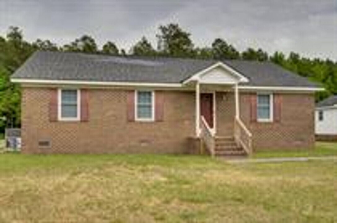 141 Ashland Ave in Rocky Mount, NC - Building Photo