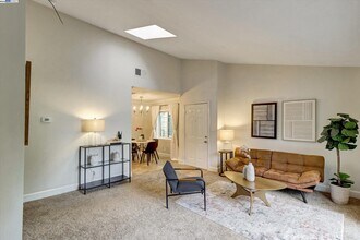130 Eastridge Dr in San Ramon, CA - Building Photo - Building Photo