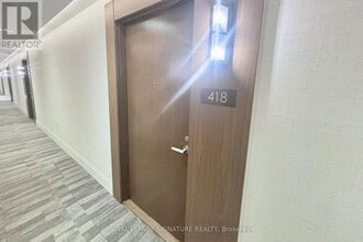 1050 Main St E in Milton, ON - Building Photo - Building Photo