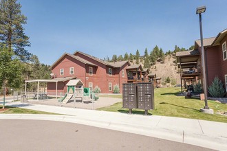 Lolo Vista Apartments in Lolo, MT - Building Photo - Building Photo