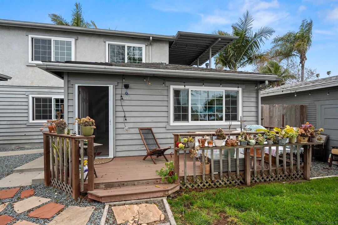 17971 Ebers St in San Diego, CA - Building Photo