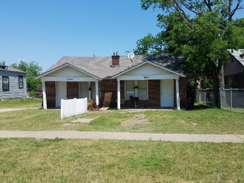 3405-3407 Avenue E in Fort Worth, TX - Building Photo