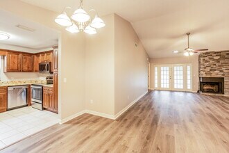 1512 Blueteal Dr in Brandon, FL - Building Photo - Building Photo