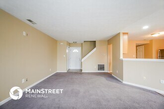 5731 Congressional Pl in Indianapolis, IN - Foto de edificio - Building Photo