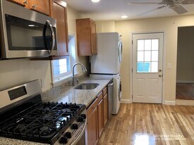 215 Cedar St, Unit 2 in Somerville, MA - Building Photo